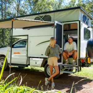 Apollo Adventurer 4WD – 2 Berth Awning