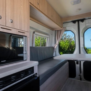 Apollo HiTop Campervan – 2 Berth Dinette