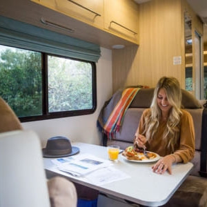 Mighty Double Up Motorhome – 4 Berth Dinette (2)